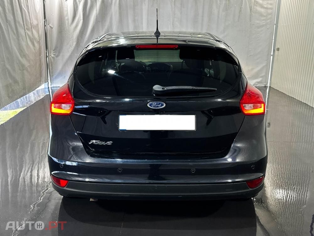 Ford Focus 1.5 EcoBlue S&S Aut. TITANIUM DESIGN