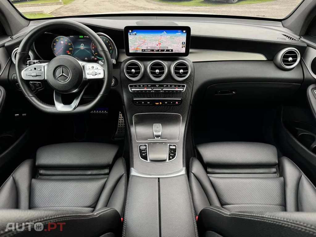 Mercedes-Benz GLC 300 e Coupé 4Matic