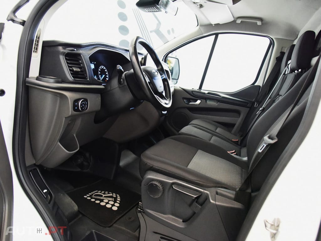 Ford Transit Custom 280L1 2.0 TDCi H1-Tecto Baixo Trend Aut.
