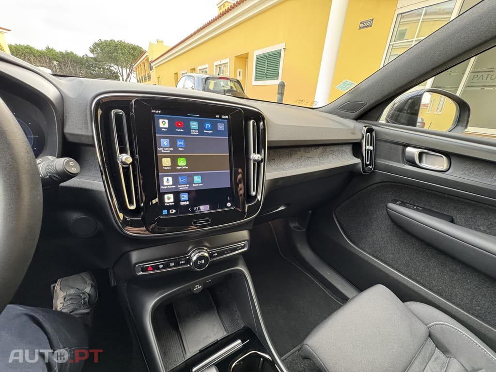 Volvo XC40 Recharge Plus