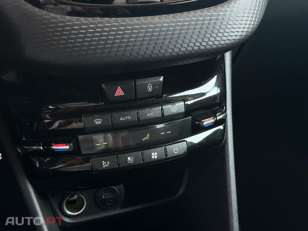 Peugeot 2008 1.2 PureTech Allure