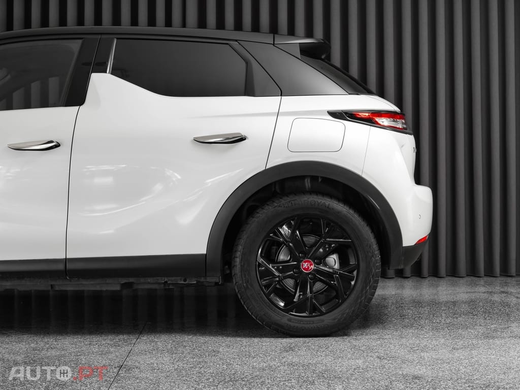 DS DS3 Crossback E-TENSE PERFORMANCE LINE