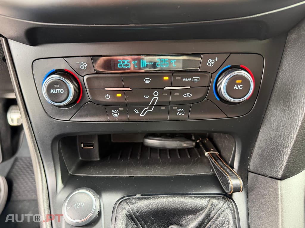 Ford Focus SW 1.0 EcoBoost MHEV ST-Line