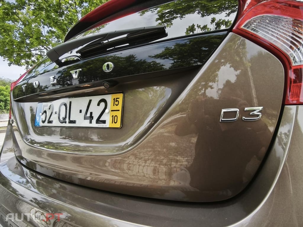 Volvo V60 Cross Country 2.0 D3 Summum Geartronic