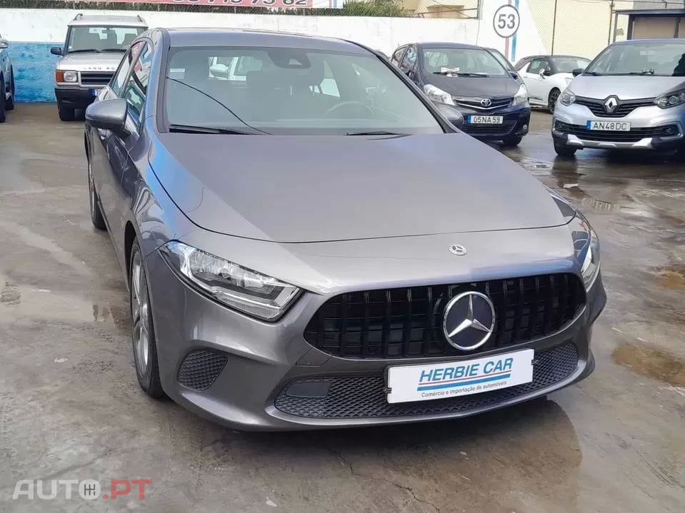 Mercedes-Benz A 180 d Business Solutions