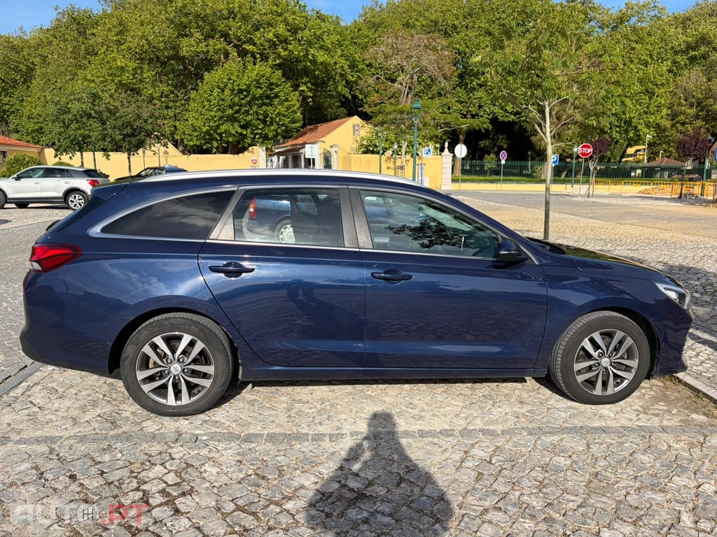 Hyundai i30 CW Blue Style + Navi