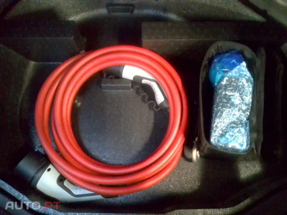 Citroen e-C4 X Shine