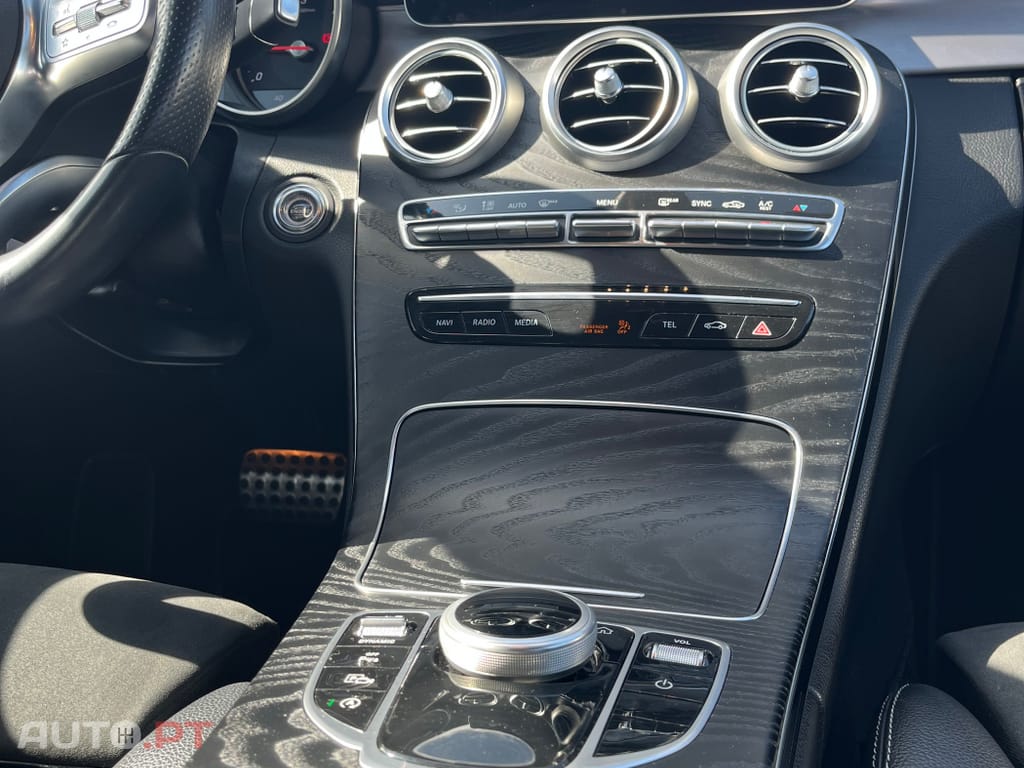 Mercedes-Benz C 220 d AMG Line