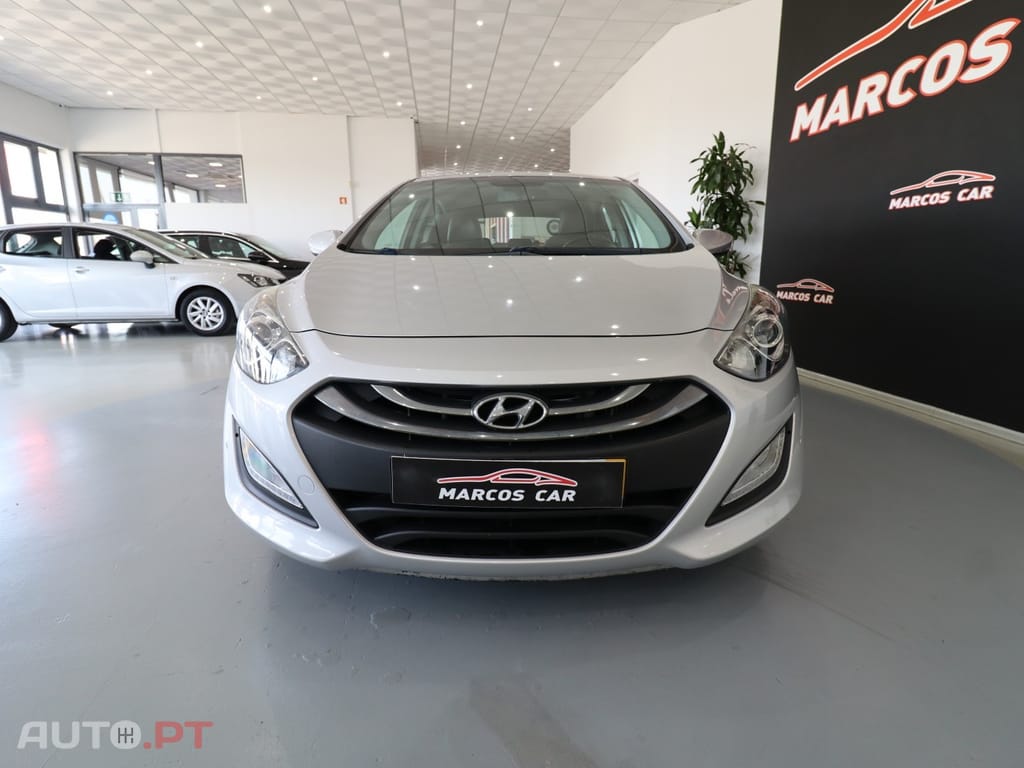 Hyundai i30 1.6 CRDi STyle J17