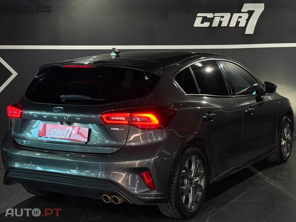 Ford Focus 1.0 EcoBoost MHEV ST-Line