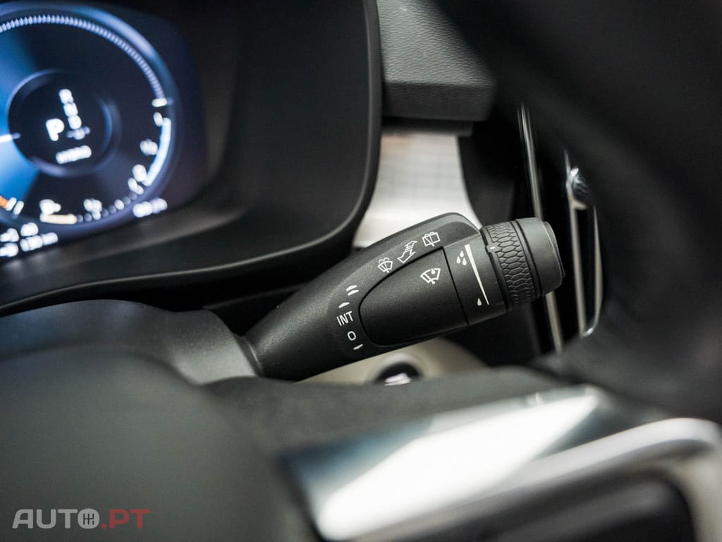 Volvo XC40 1.5 T5 PHEV R-Design