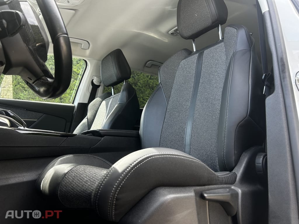 Peugeot 5008 1.5 BlueHDi Allure EAT8