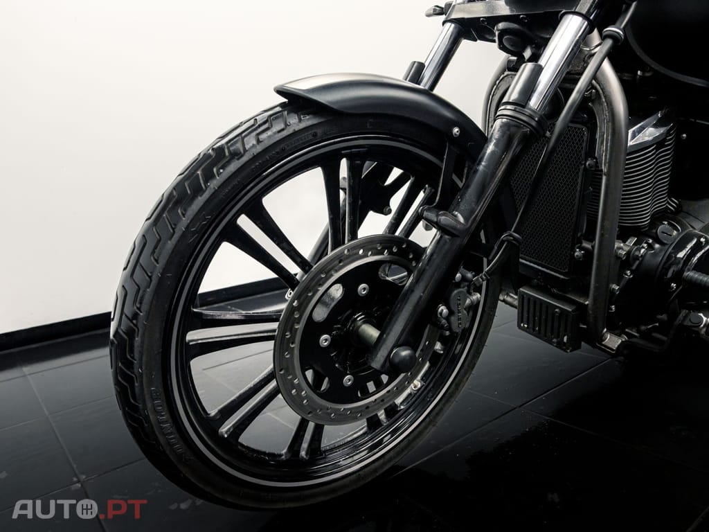 Kawasaki VN 900 CUSTOM Special Edition