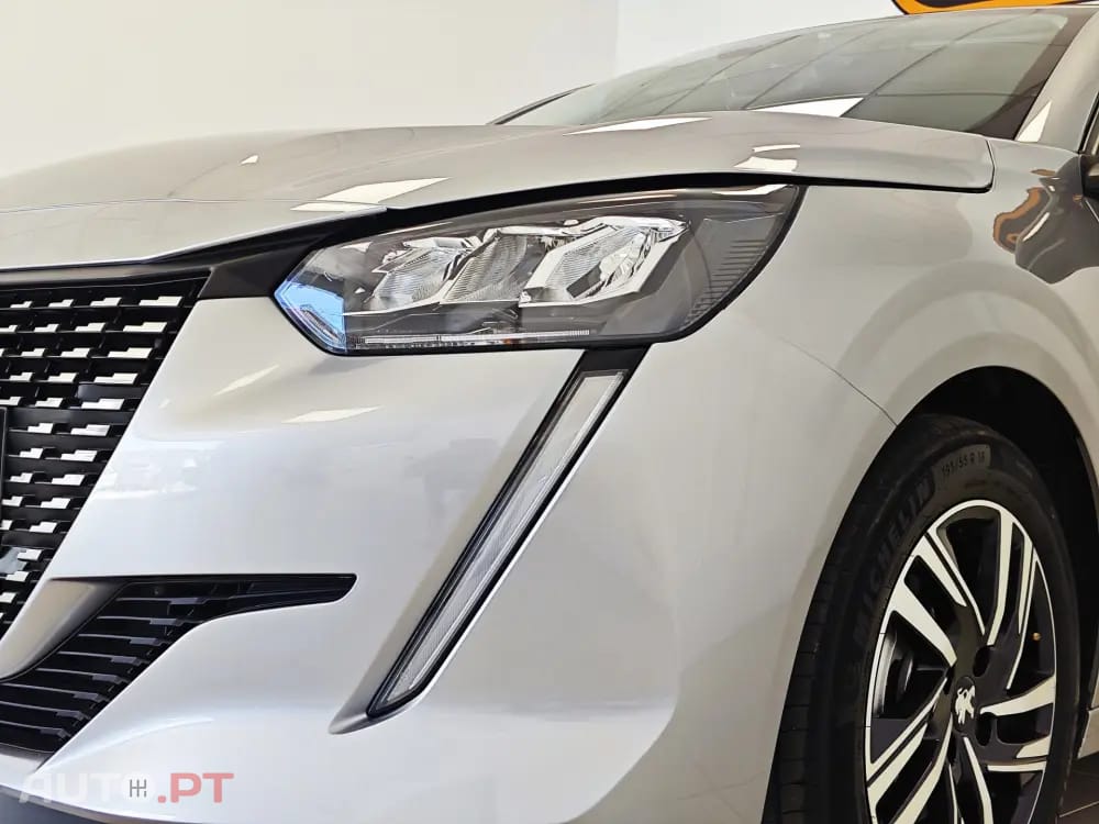 Peugeot 208 1.2 PureTech Allure Pack