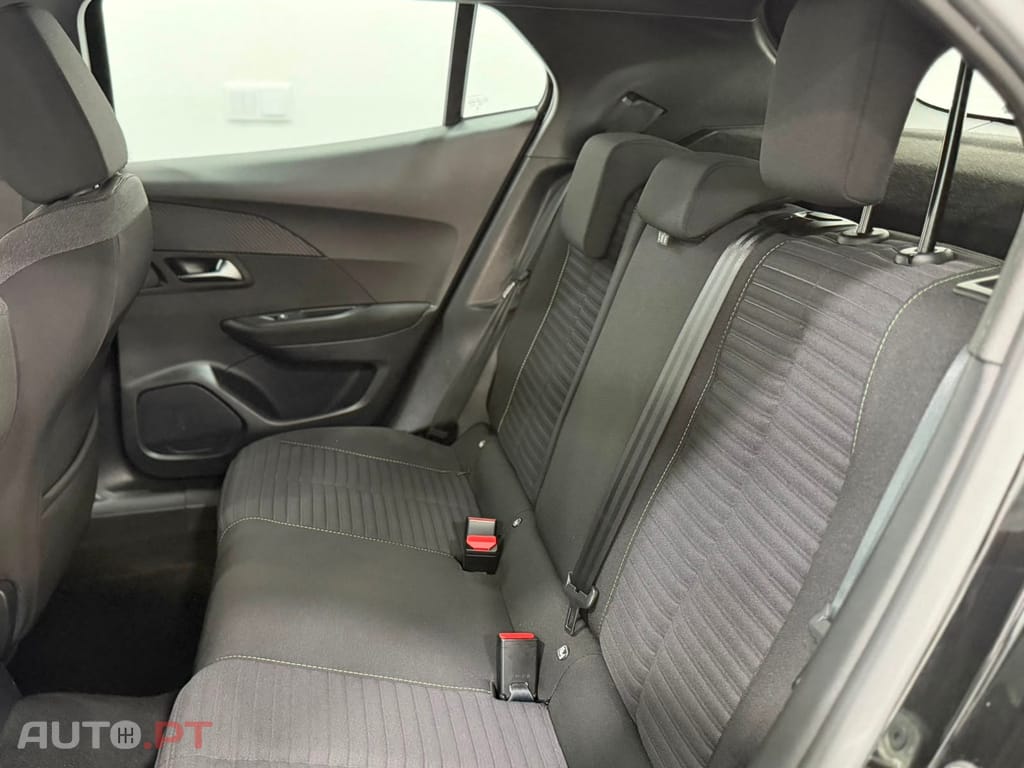 Peugeot 2008 1.2 PureTech Active