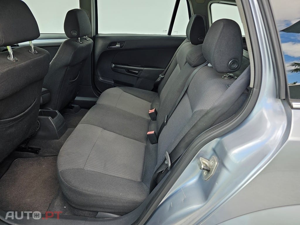Opel Astra Caravan 1.3 CDTi Elegance