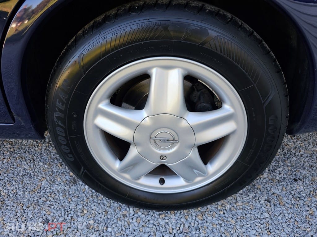 Opel Vectra 1.7 TD CD