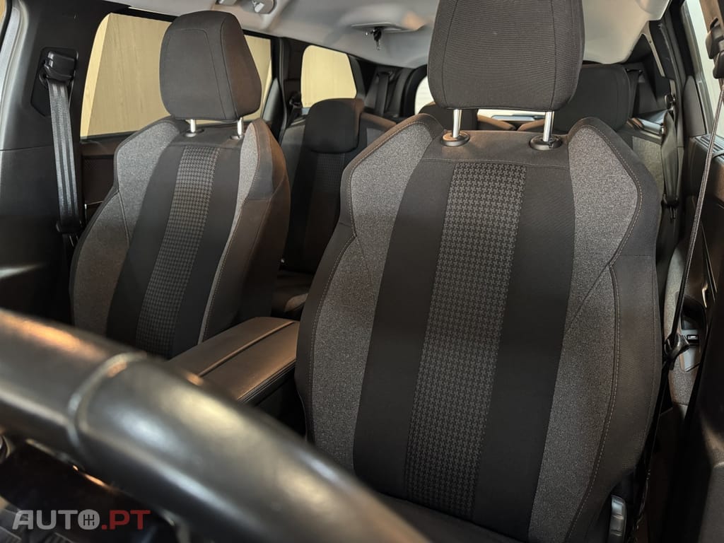 Peugeot 5008 1.5 BlueHDi Active Pack EAT8