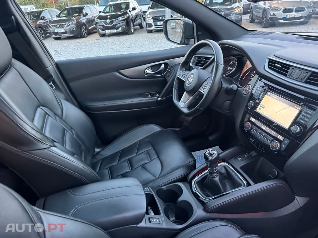 Nissan Qashqai 1.2 DIG-T Tekna Premium