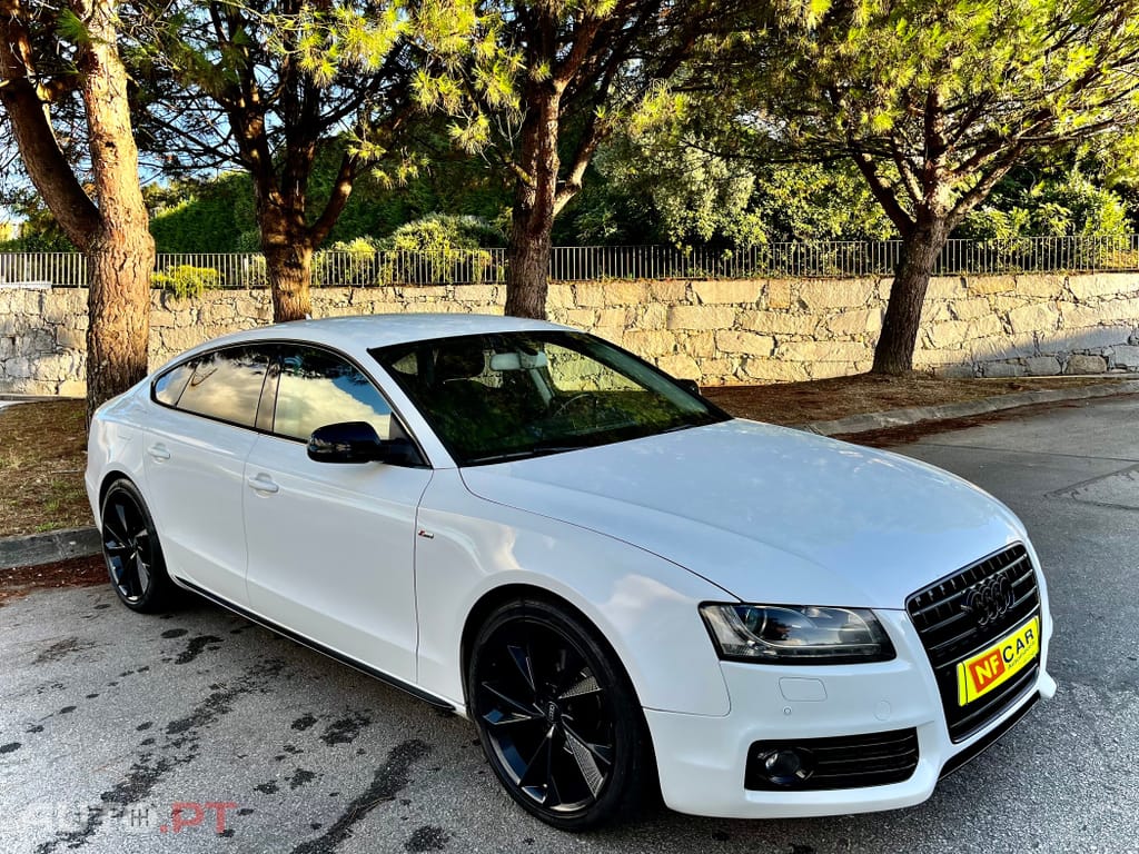 Audi A5 2.0 TDi S-line