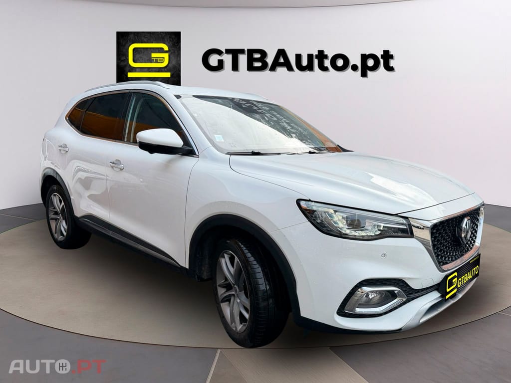 MG EHS PHEV Hybrid Luxury