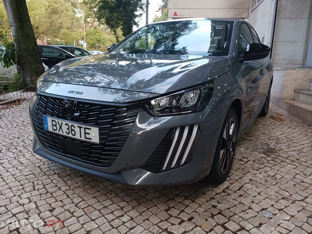 Peugeot 208 1.2 Hybrid Allure e-DCS6