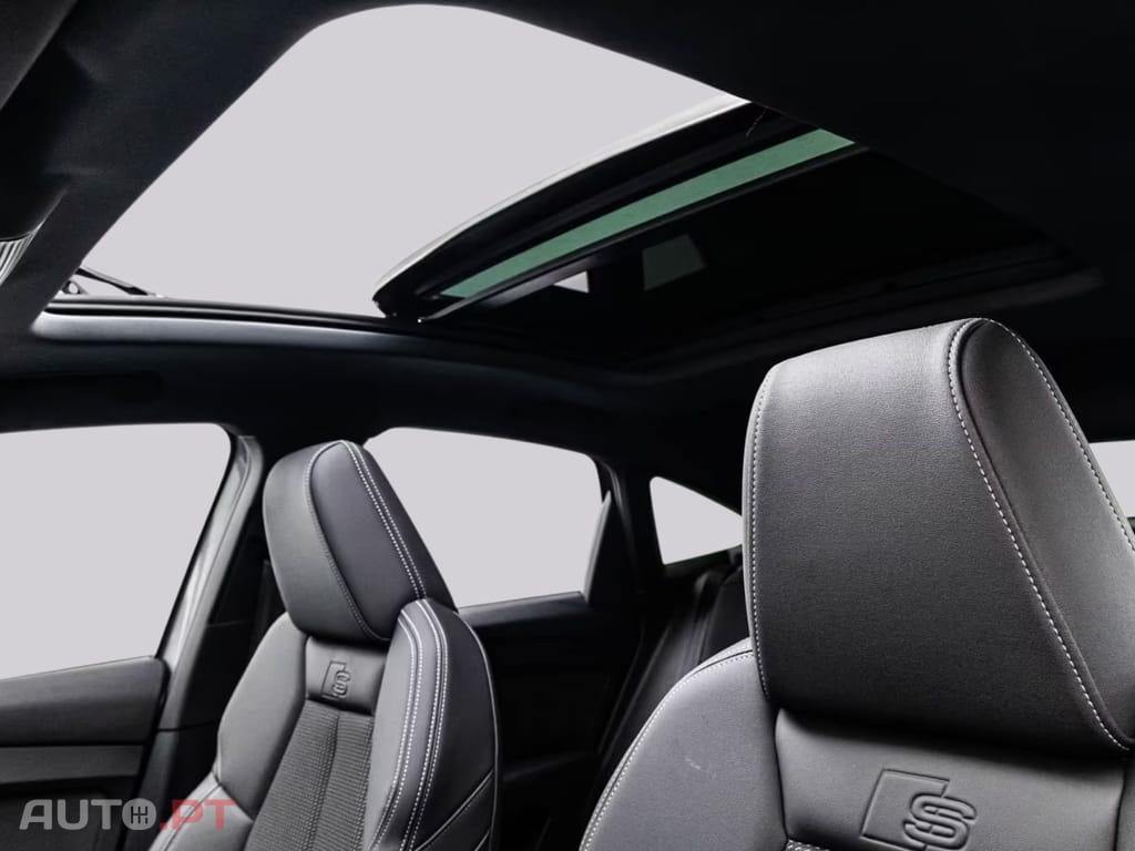 Audi Q4 E-Tron 55 2x S LINE I.V.A DEDUTIVEL