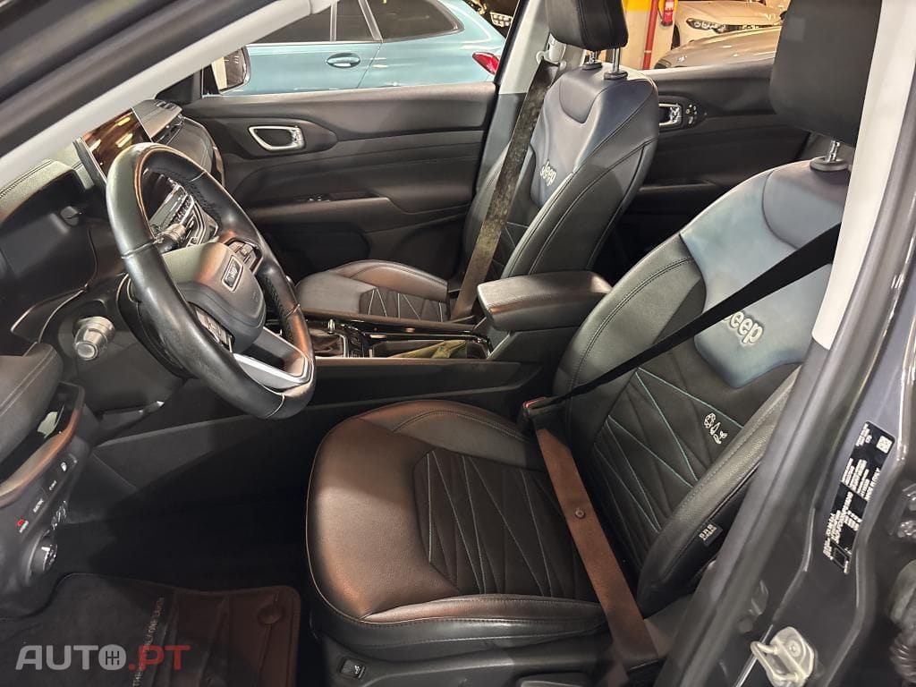 Jeep Compass 1.3 TG Upland