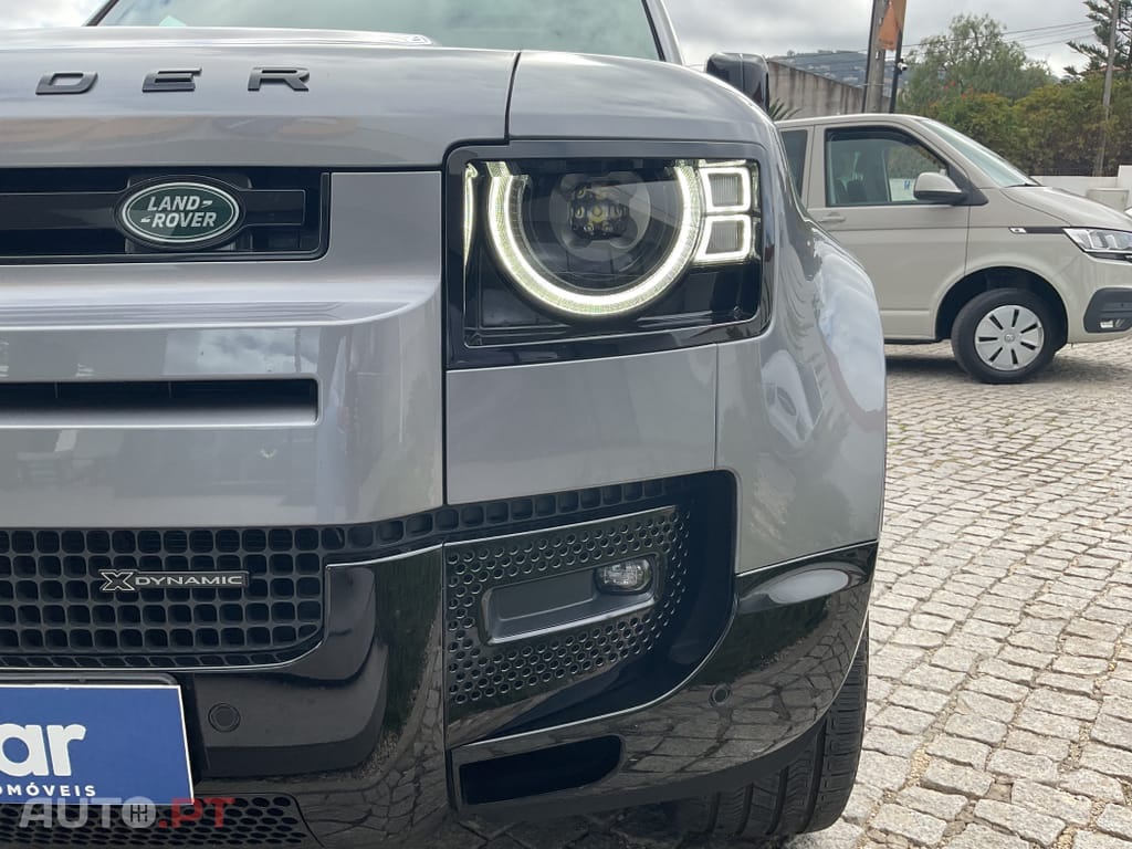 Land Rover Defender 3.0 D250 110 AWD X-Dynamic SE