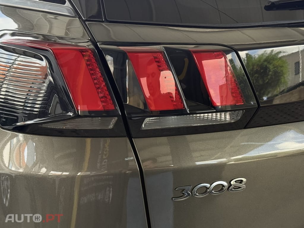 Peugeot 3008 1.2 PureTech Allure