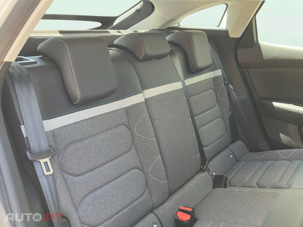 Citroen e-C4 C-Series