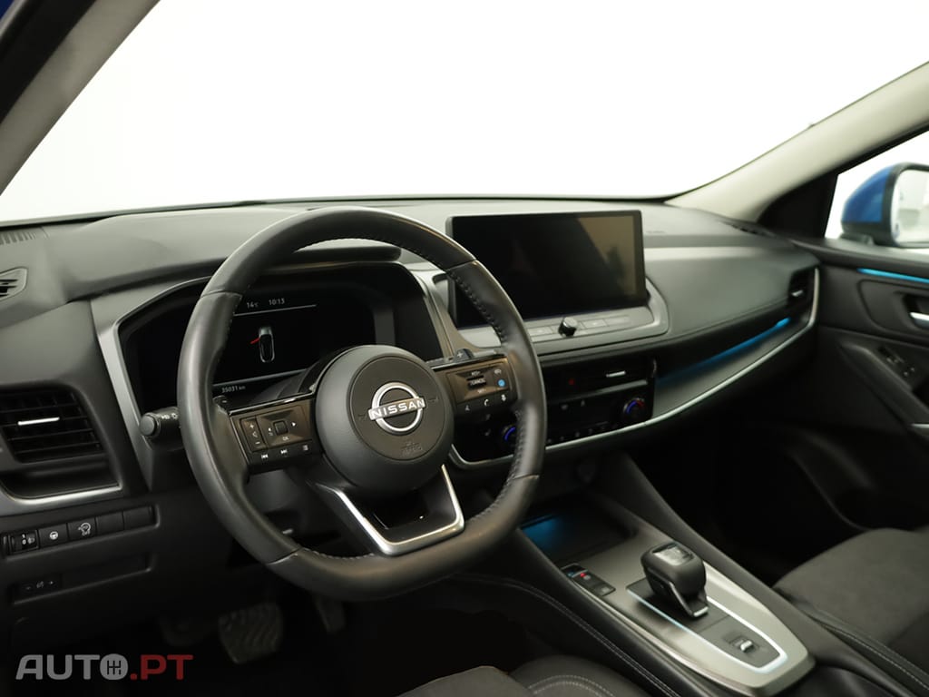 Nissan Qashqai Qashqai 1.3 DIG-T N-Connecta LED Xtronic