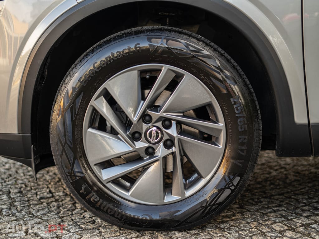 Nissan Qashqai 1.3 DIG-T Acenta LED+R