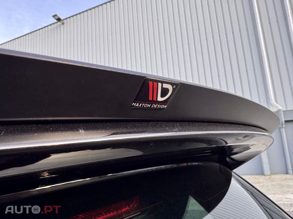 Abarth 595 1.4 T-Jet Competizione MTA