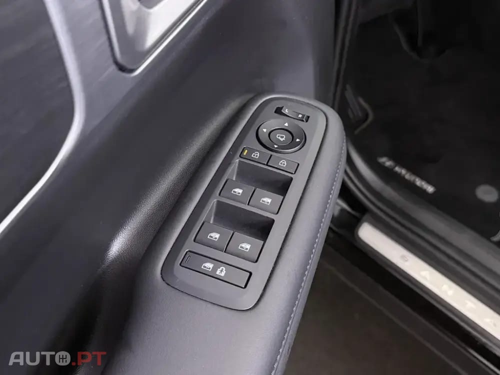 Hyundai Santa Fe 1.6 Plugin-Hybrid 4WD 7L Signature