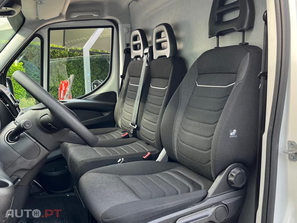 Iveco Daily 3.0  180 CV L 4 H 2