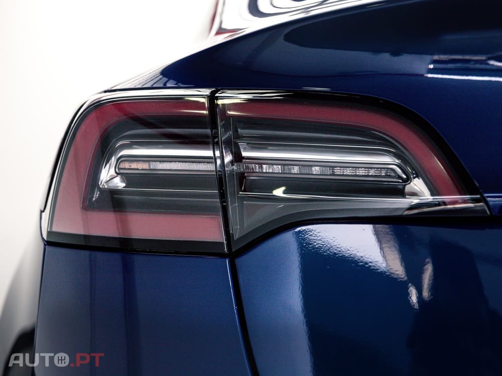Tesla Model 3 Standard RWD Plus