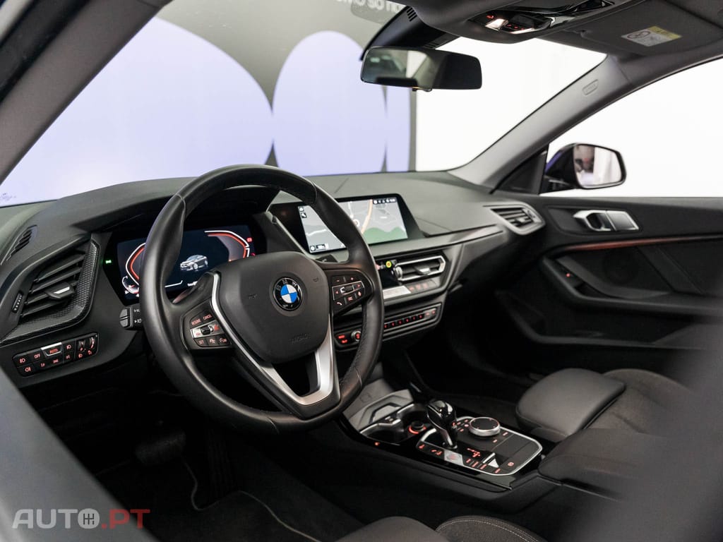 BMW 218 i Advantage
