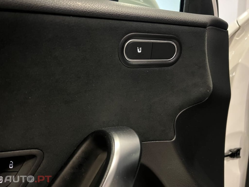 Mercedes-Benz A 250 e 8G-DCT Advanced AMG Line