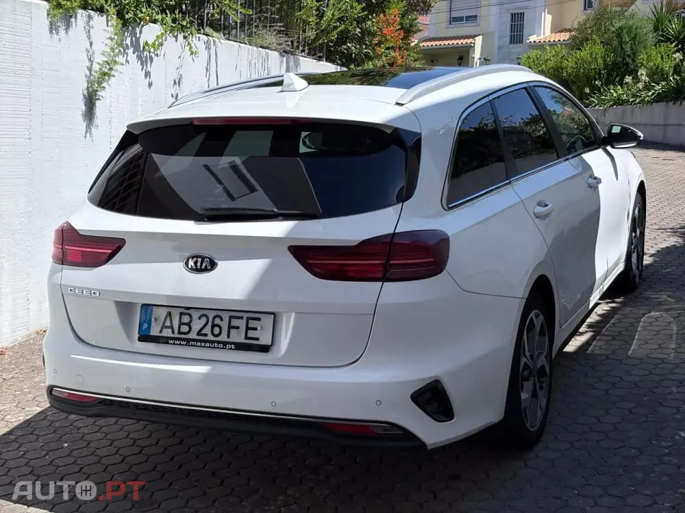 Kia Ceed SW 1.4 T-GDI Drive+SRF 7DCT