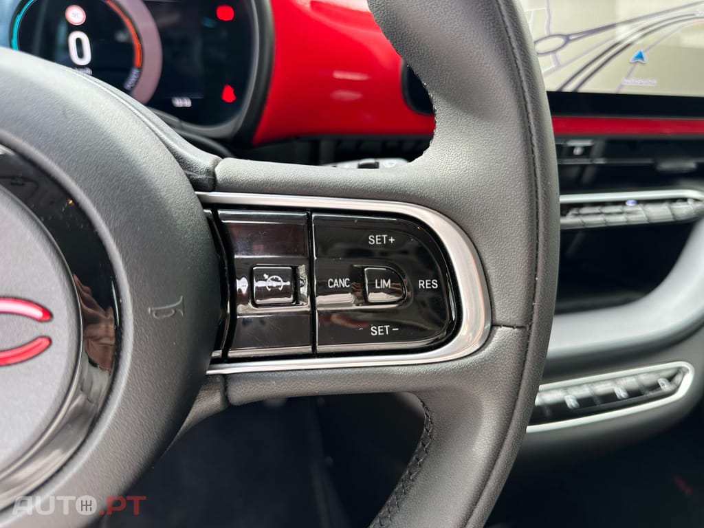 Fiat 500e 23kWh 95cv (RED)