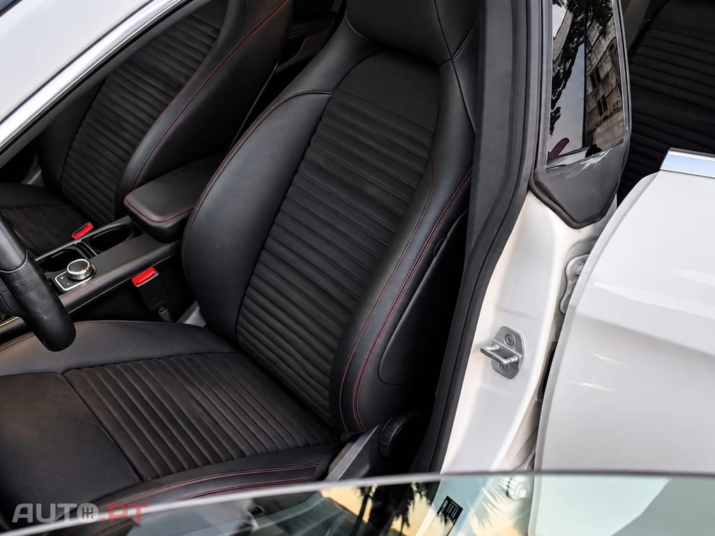 Mercedes-Benz CLA 180 d AMG Line