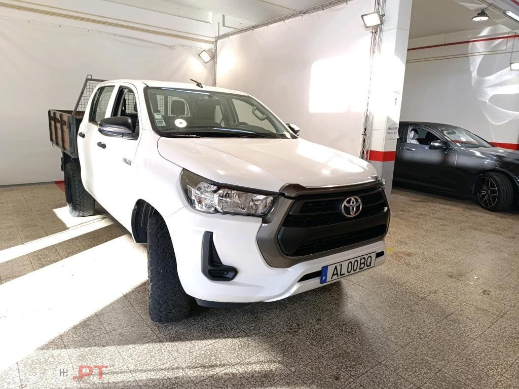 Toyota Hilux 2.4 D-4D 4WD CD CH