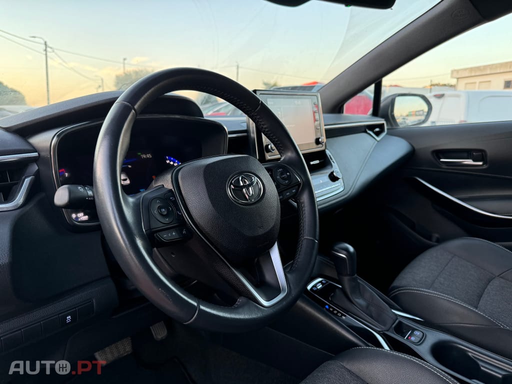 Toyota Corolla 1.8 Hybrid Comfort+P.Sport