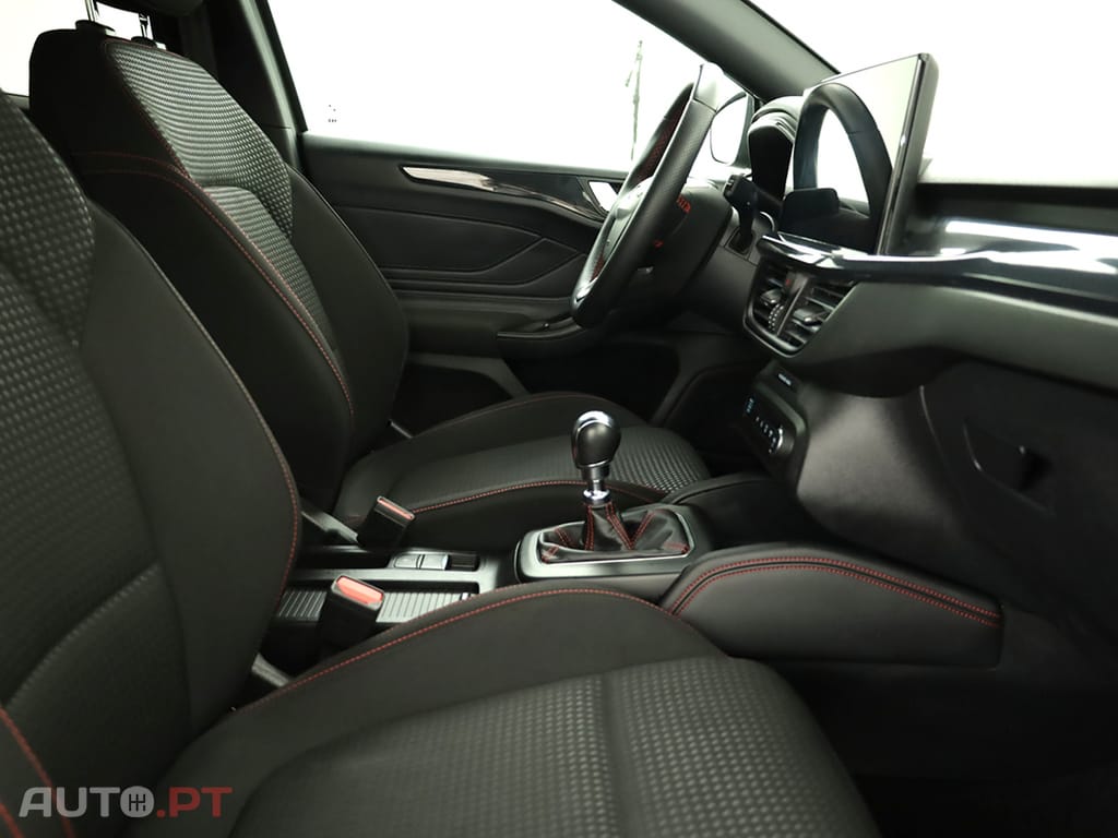 Ford Focus Focus 1.0 EcoBoost MHEV ST-Line X