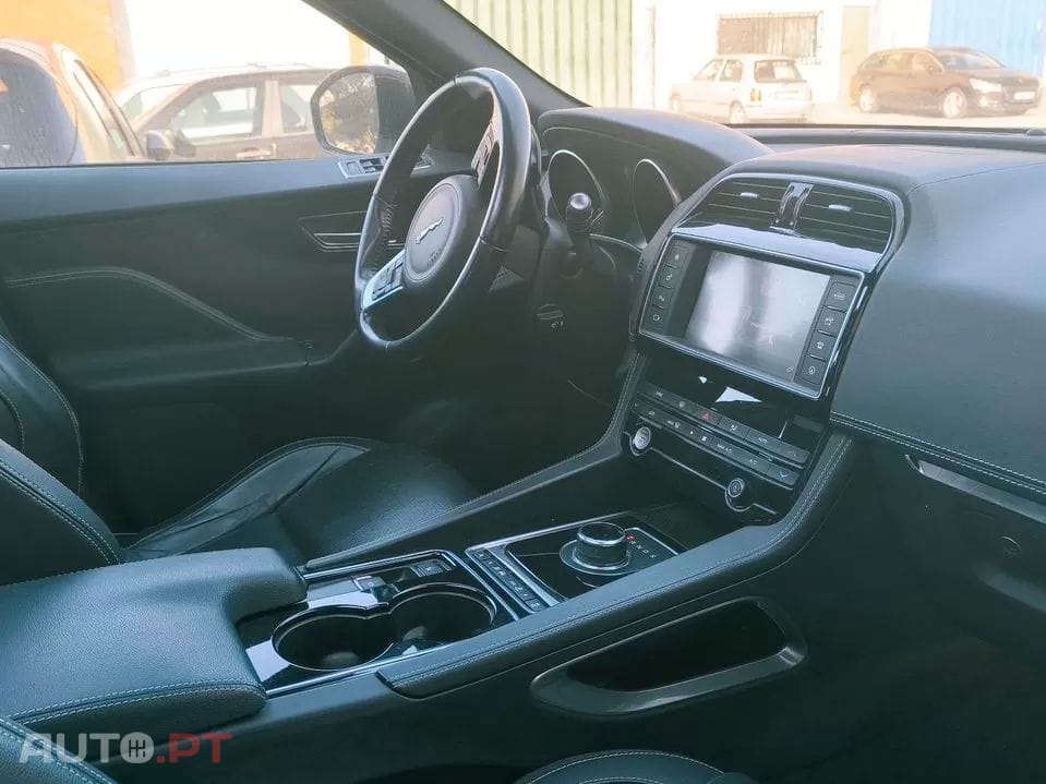 Jaguar F-Pace 2.0 i4D R-Sport AWD Aut.