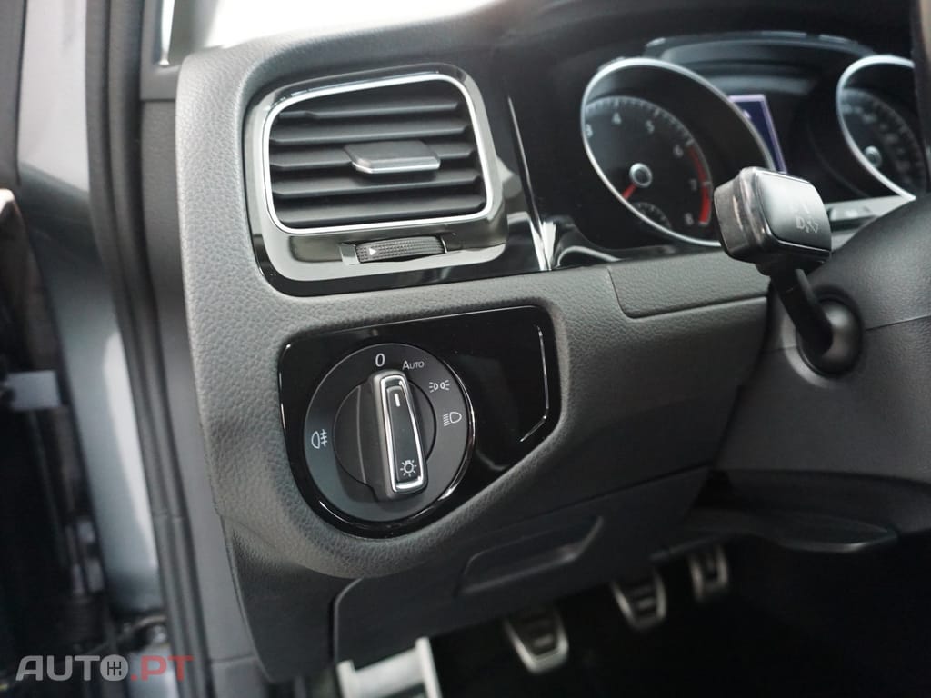 Volkswagen Golf 1.0 TSI OPF IQ.DRIVE