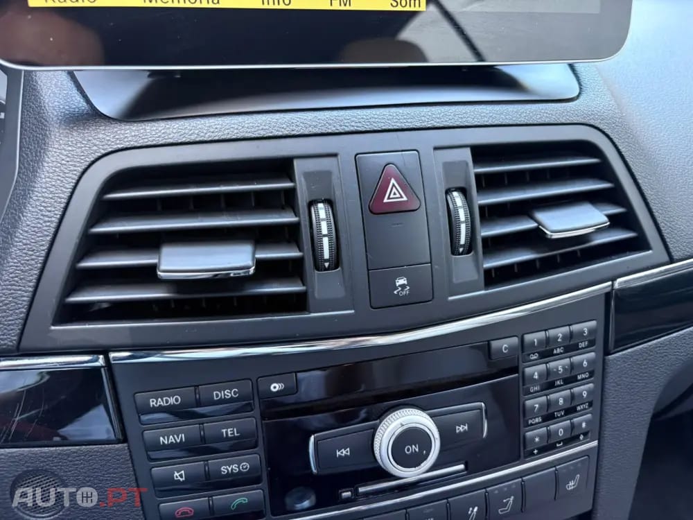 Mercedes-Benz E 350 CGi Avantgarde BlueEfficiency Auto