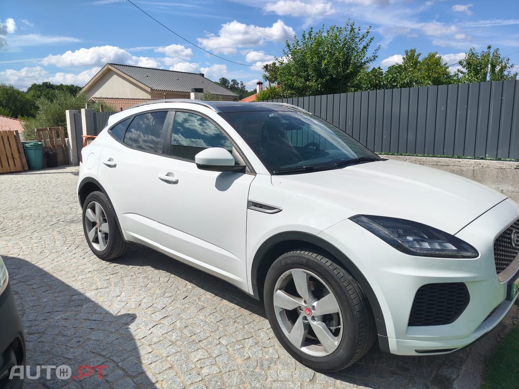 Jaguar E-Pace S dynamic