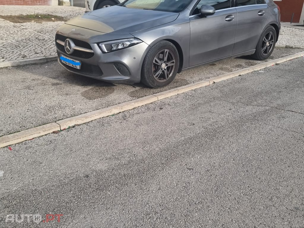 Mercedes-Benz A 180 180D